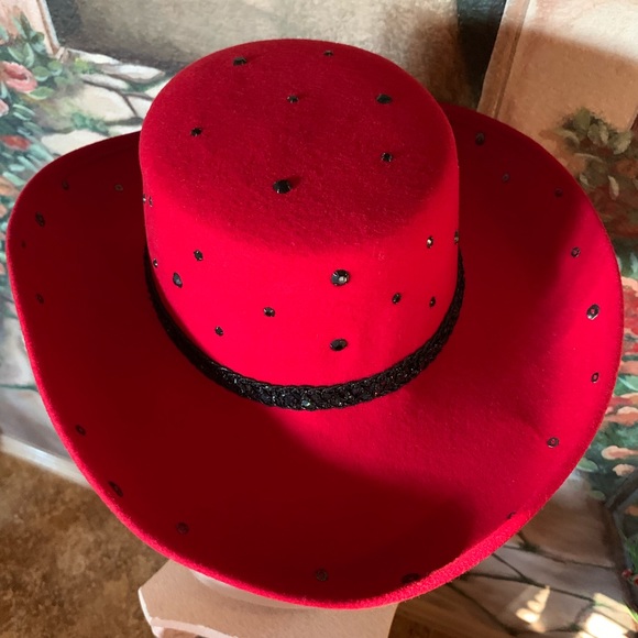 Ladies Red Western Hat - Picture 4 of 7